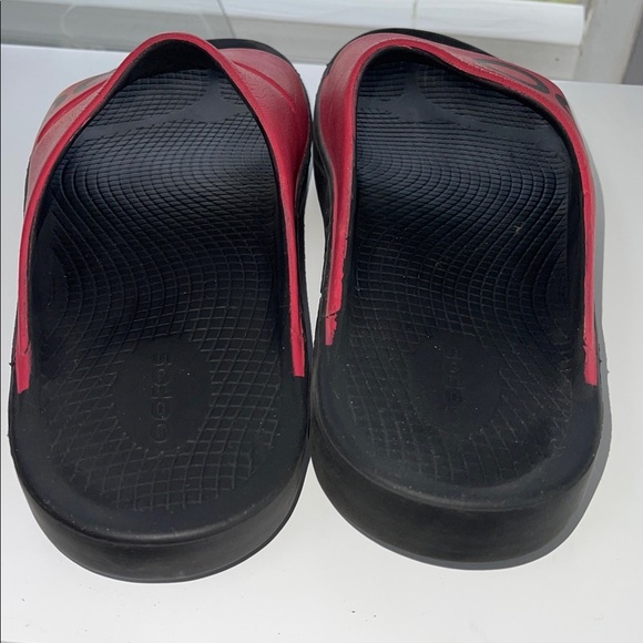 OOFOS OOahh Sport Recovery Slides